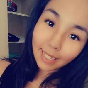 Meet your Posher, Elaine